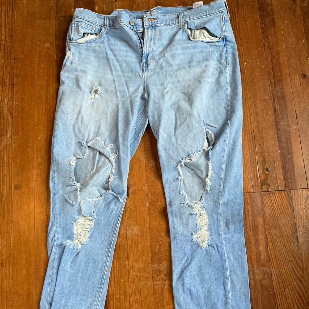 Old Navy distressed boyfriend jeans